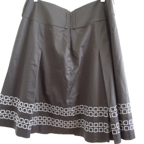 Nygard Collection Women's Black and White Full Skirt- Size 14 - Picture 2 of 5